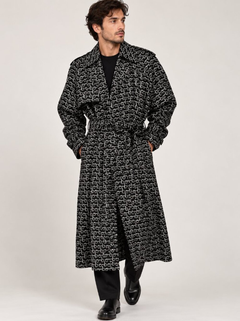 03- NWT  Burberry Black Monogram Print Belted Long Trench Coat Men’s